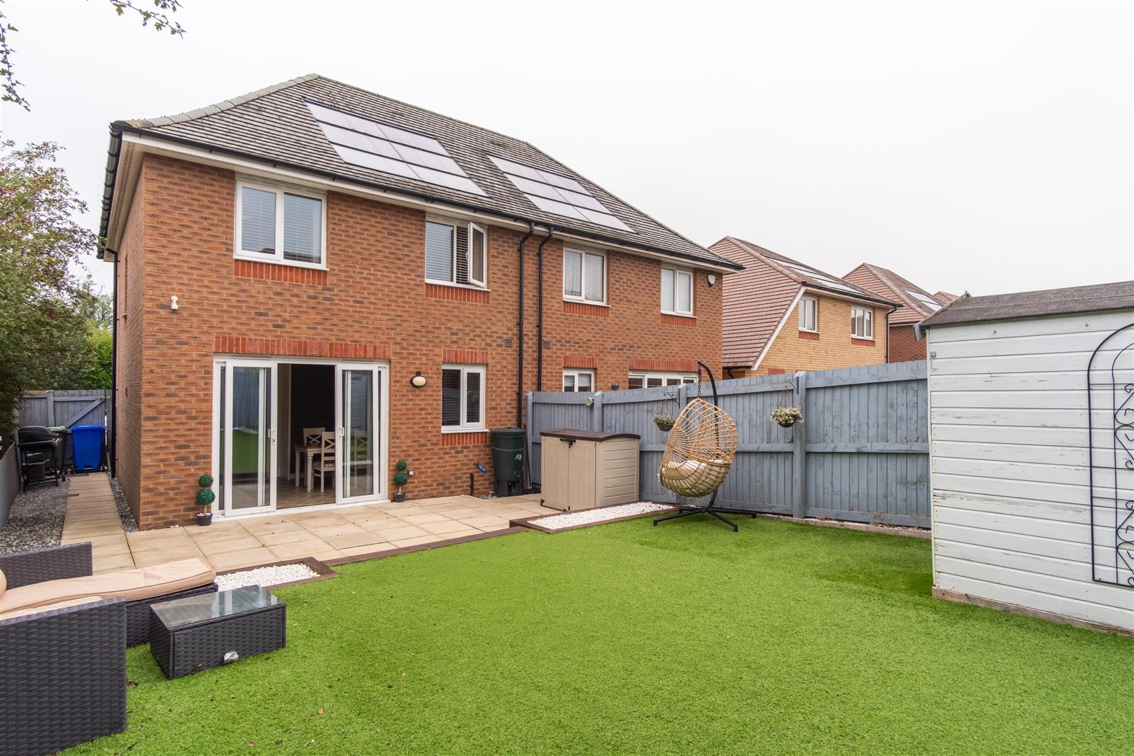 3 bed property in Parkhurst Avenue, Leyland